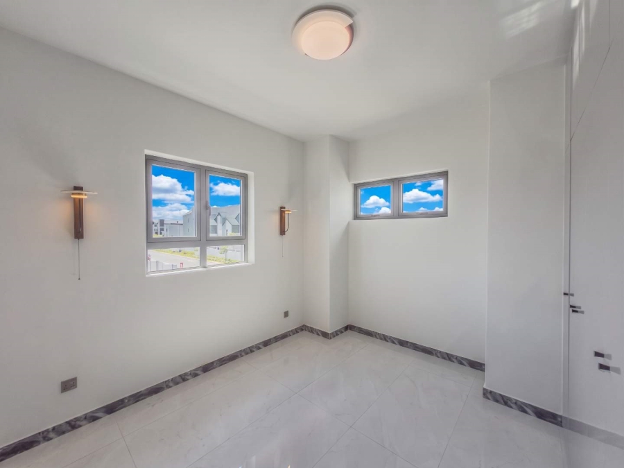 6 Bedroom Property for Sale in Sandown Western Cape